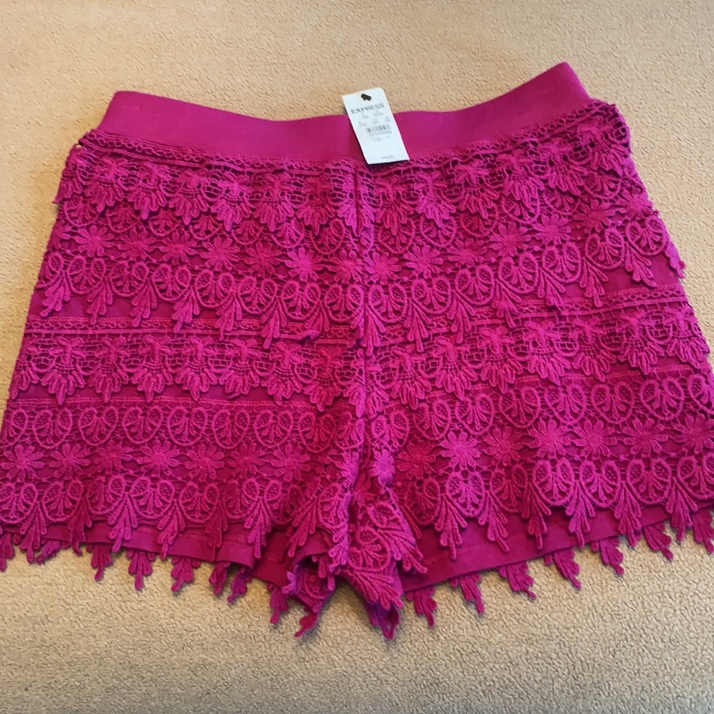 Pink express dress shorts new with tags